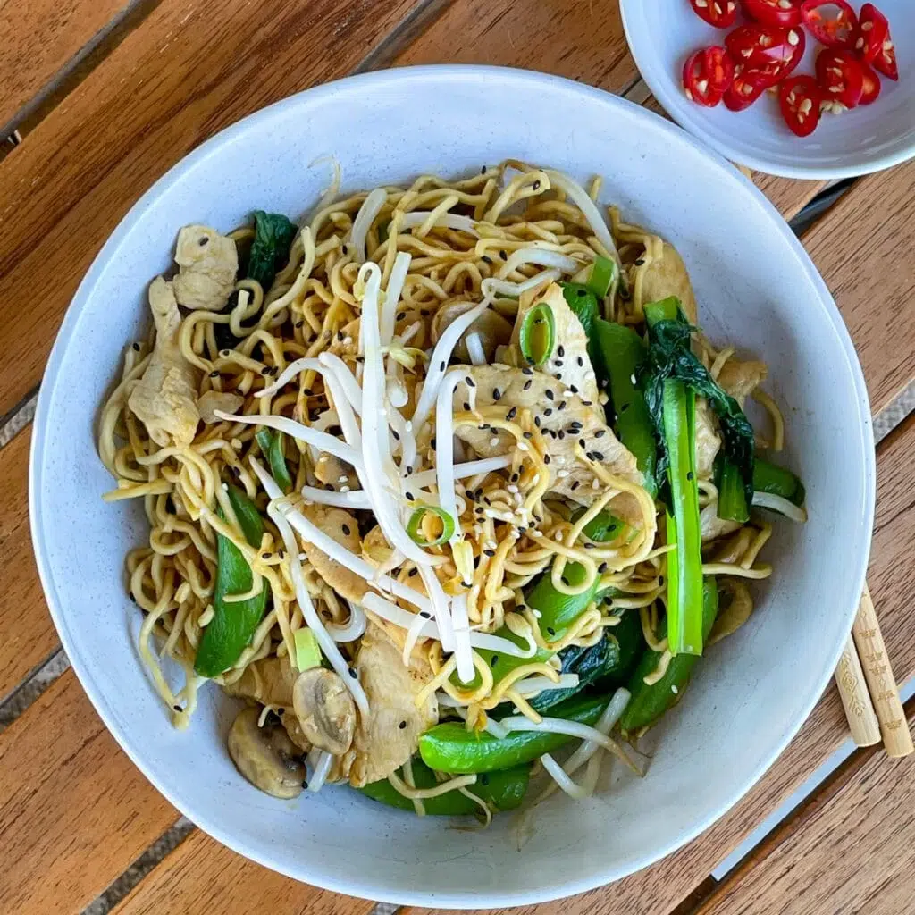 Ginger Chicken Noodles Recipe