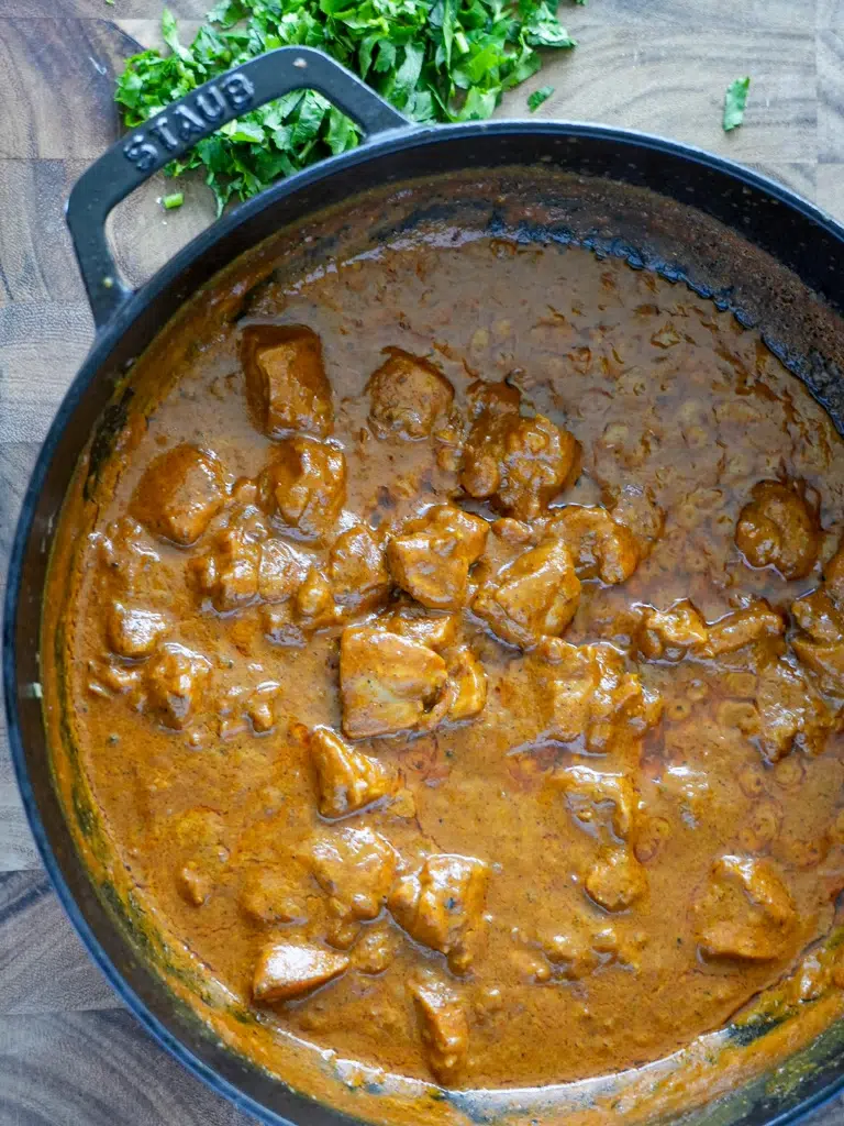 Quick Coconut Creamy Chicken Curry